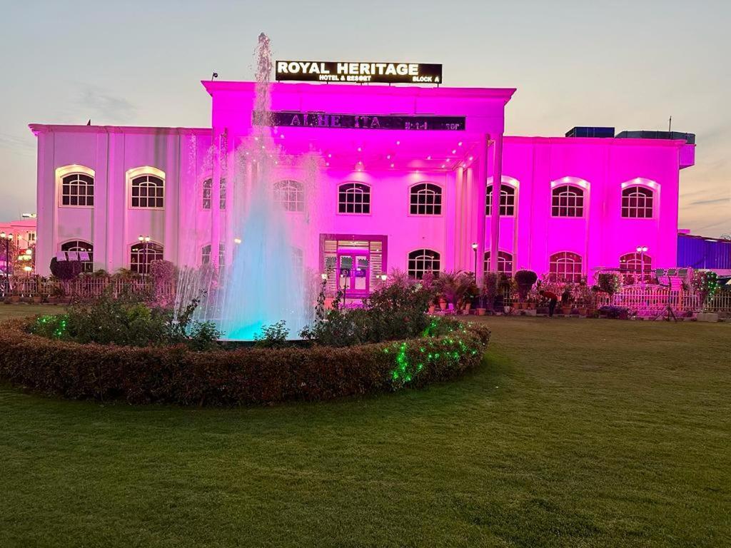 Royal Heritage Hotel & Resort Ayodhya Exteriér fotografie