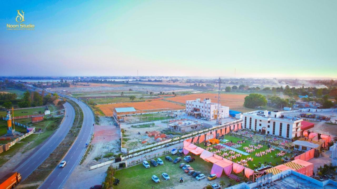 Royal Heritage Hotel & Resort Ayodhya Exteriér fotografie