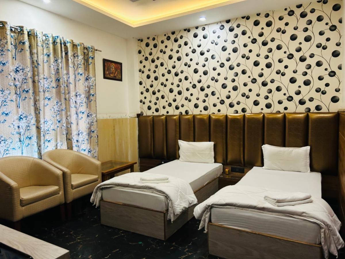 Royal Heritage Hotel & Resort Ayodhya Exteriér fotografie